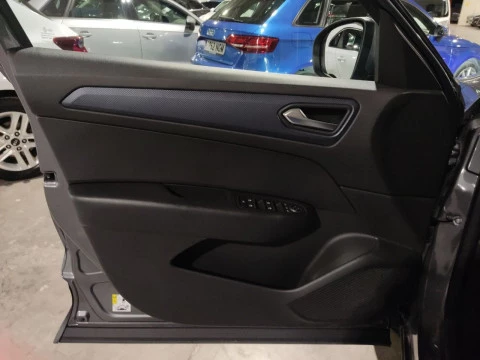 Renault Arkana Evolution E-TECH full hybrid 105kW(145CV