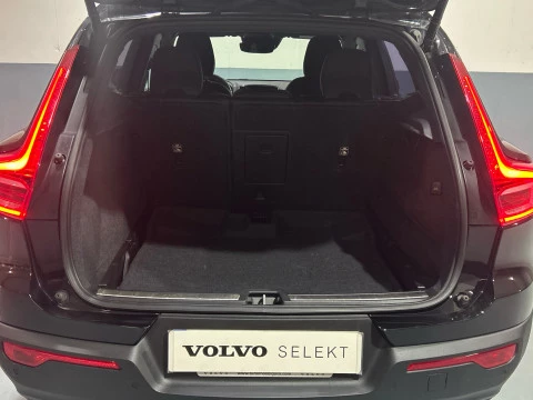 Volvo XC40 1.5 T3 R-DESIGN 163 5P