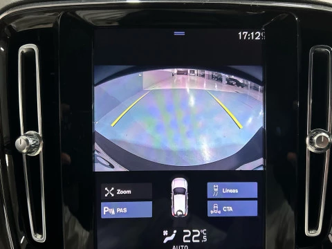 Volvo XC40 1.5 T3 R-DESIGN 163 5P