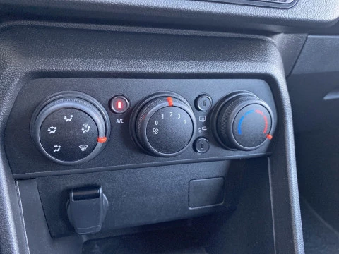 Dacia Sandero Stepway Essential TCe 67kW (90V)