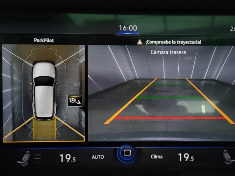 Volkswagen Touareg R-Line 3.0 TDI 210kW (286CV) Tip 4Motion