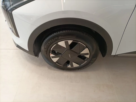 Kia Sportage 1.6 T-GDi HEV 176kW (239CV) Concept 4x2