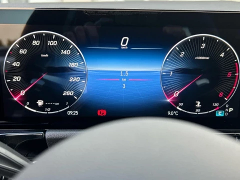 Mercedes-Benz GLA  200 D