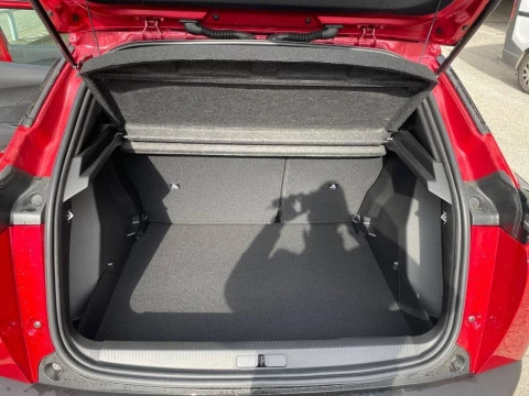 Peugeot 2008 Active Puretech 100 S&S 6 Vel. MAN