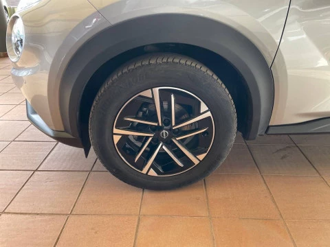 Nissan Juke DIG-T 84 kW (114 CV) 6M/T N-Connecta