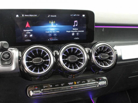 Mercedes-Benz GLB 200D