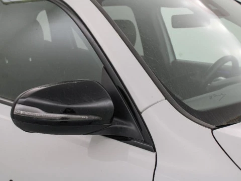 Mercedes-Benz GLB 200D