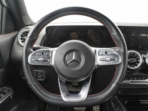 Mercedes-Benz GLB 200D