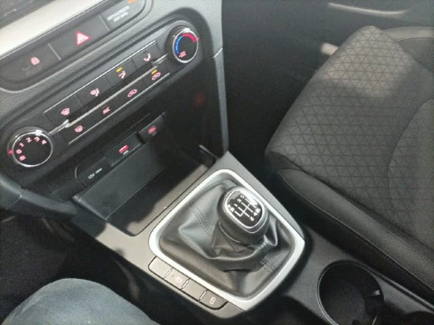 Kia Ceed 1.0 T-GDi 74kW (100CV) Concept