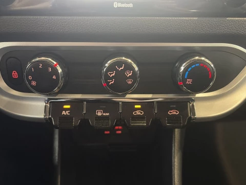 Kia Rio 1.2 CVVT Tech 62 kW (84 CV)