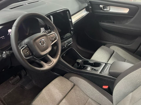 Volvo XC40 XC40 Core, B3 Mild hybrid, Gasolina