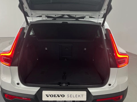 Volvo XC40 XC40 Core, B3 Mild hybrid, Gasolina
