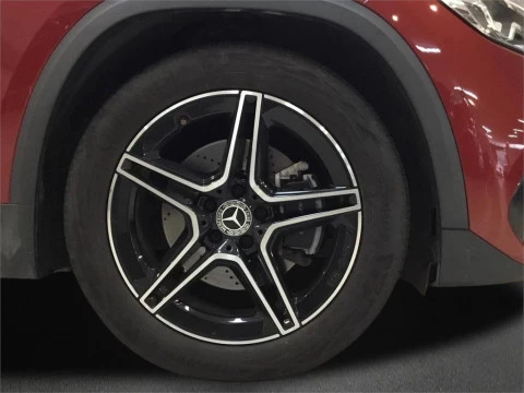 Mercedes-Benz GLA 200 D