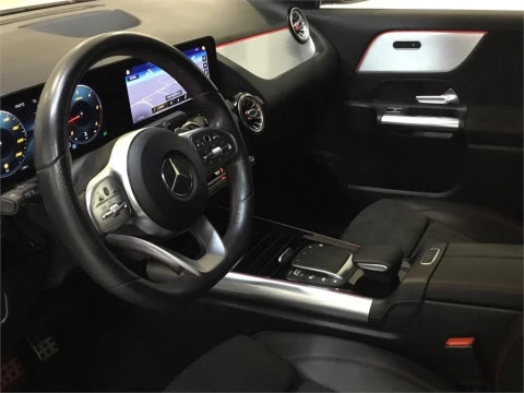 Mercedes-Benz GLA 200 D