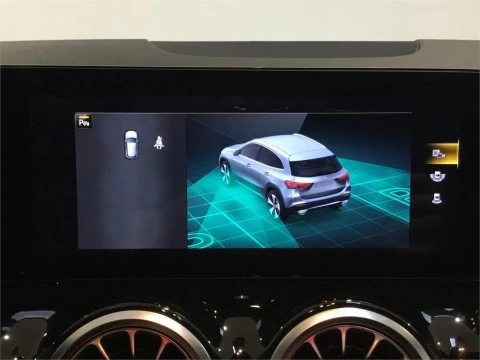 Mercedes-Benz GLA 200 D