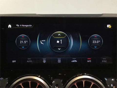 Mercedes-Benz GLA 200 D