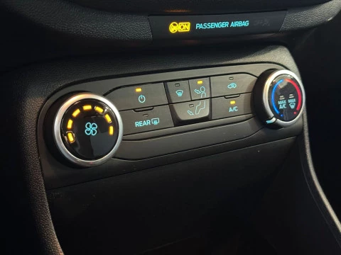 Ford Fiesta 1.1 TI-CVT TREND 75CV