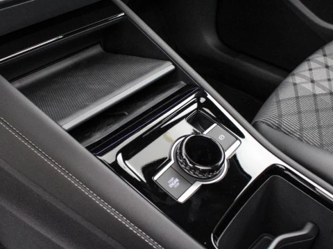 Volkswagen Tayron 2.0 TDI 110KW R-LINE DSG 150 5P 7 Plazas