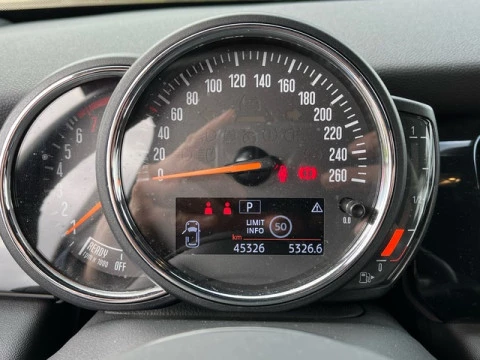 MINI Cooper 100 kW (136 CV)