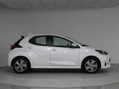 Toyota Yaris 1.5 120H Active Plus