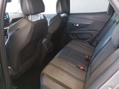 Peugeot 3008 Hybrid 225 e-EAT8 Allure Pack