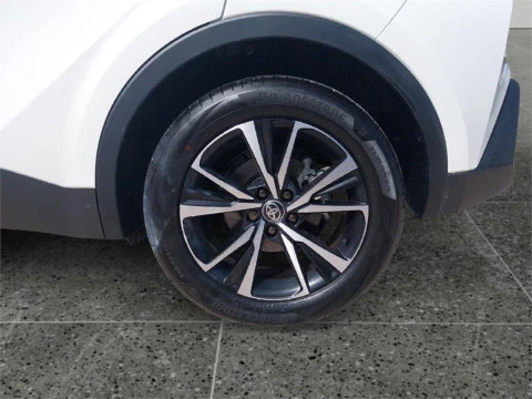 Toyota C-HR C-HR 140H Advance