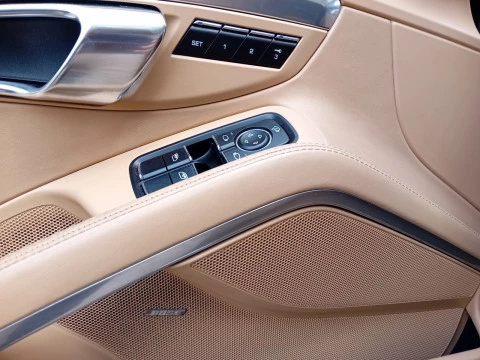 Porsche 911 Carrera 4S Coupé