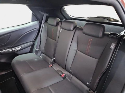 Lexus LBX 1.5 136cv HEV Elegant+ Black
