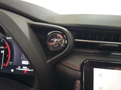Lexus LBX 1.5 136cv HEV Elegant+ Black