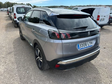 Peugeot 3008 Hybrid 300 e-EAT8 GT