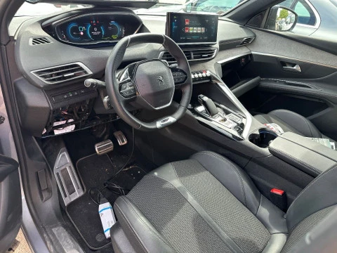 Peugeot 3008 Hybrid 300 e-EAT8 GT
