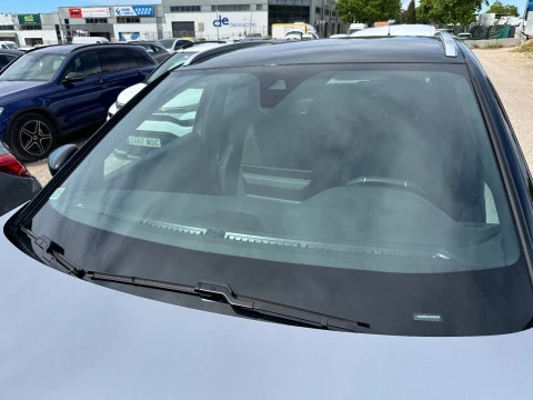 Peugeot 3008 Hybrid 300 e-EAT8 GT