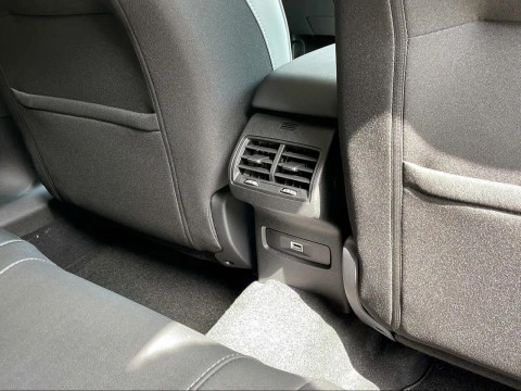 Citroën C4 Hybrid 145 ë-DCS6 Business Edition