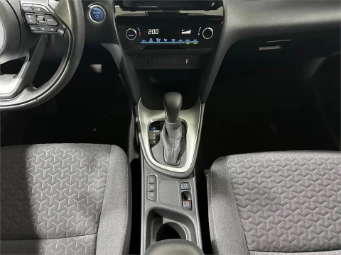 Toyota Yaris Cross 5 Puertas Active Tech 120H e-CVT