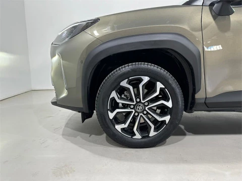 Toyota Yaris Cross 5 Puertas Active Tech 120H e-CVT