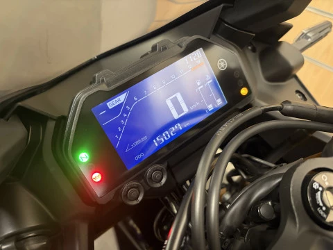 Yamaha R3  