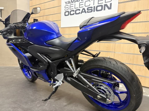 Yamaha R3  