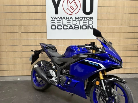 Yamaha R3  