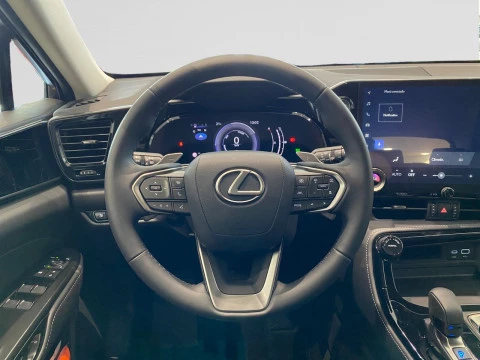 Lexus NX 350h Premium 2WD