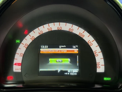 Smart forfour EQ 60 kW (82 CV)