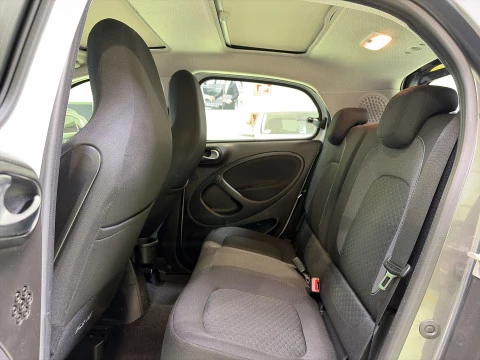 Smart forfour EQ 60 kW (82 CV)