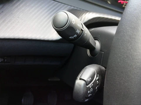 Peugeot 208 PureTech 100 Active 75 kW (100 CV)