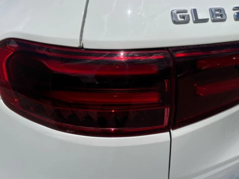 Mercedes-Benz GLB 200 d 4MATIC