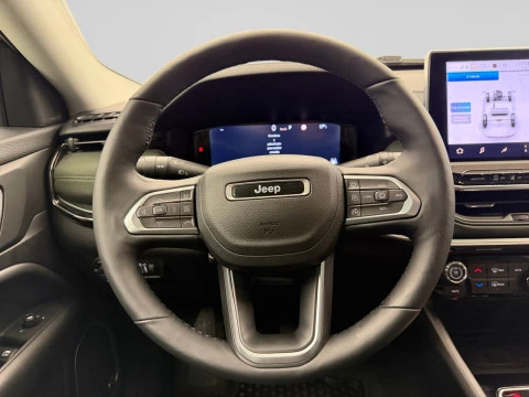 Jeep Compass eHybrid 1.5 MHEV 130HP North Star DCT