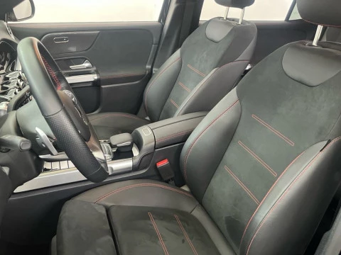 Mercedes-Benz GLB 200 d