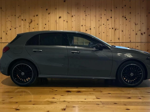 Mercedes-Benz Clase A A 250 e con tecnologia hibrida EQ