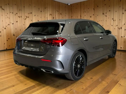 Mercedes-Benz Clase A A 250 e con tecnologia hibrida EQ