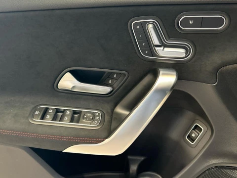 Mercedes-Benz Clase A A 250 e con tecnologia hibrida EQ