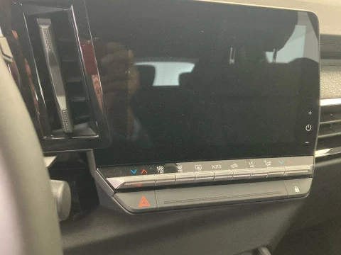 Renault Austral  1.2 full hybrid e-tech Evolution 146kW