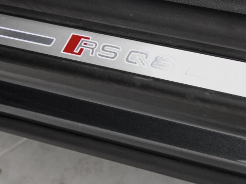 Audi Q8 4.0 RS Q8 TFSI QUATTRO TIPTRONIC 600CV 5P